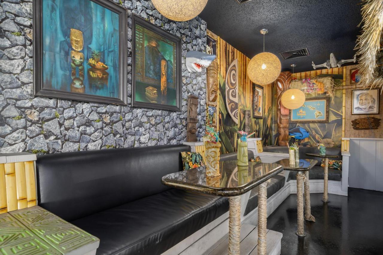 卡琳特热带酒店 棕榈泉 外观 照片